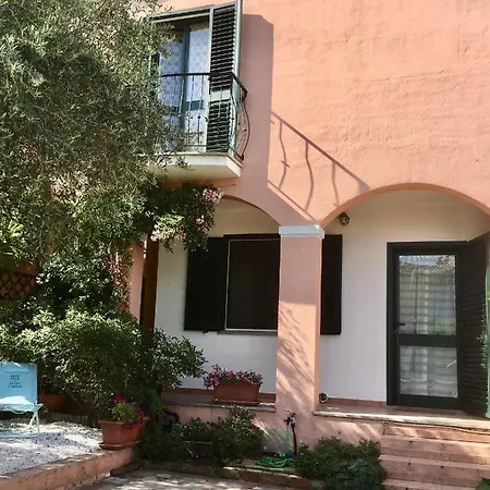 Holiday home Villetta Nella Baia
